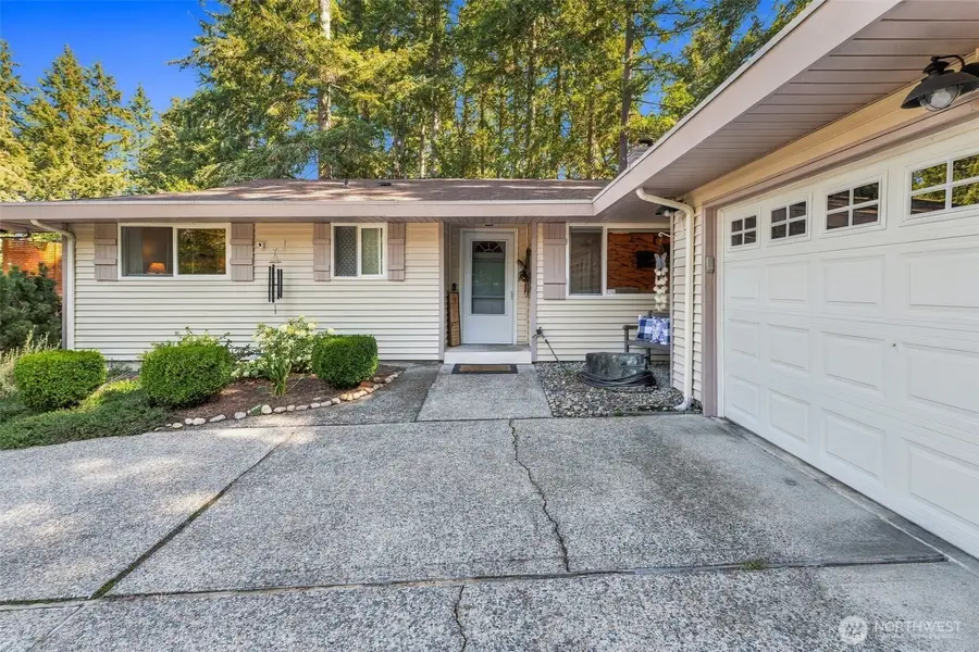 4905 93rd Avenue W, University Place, WA 98467 - #3