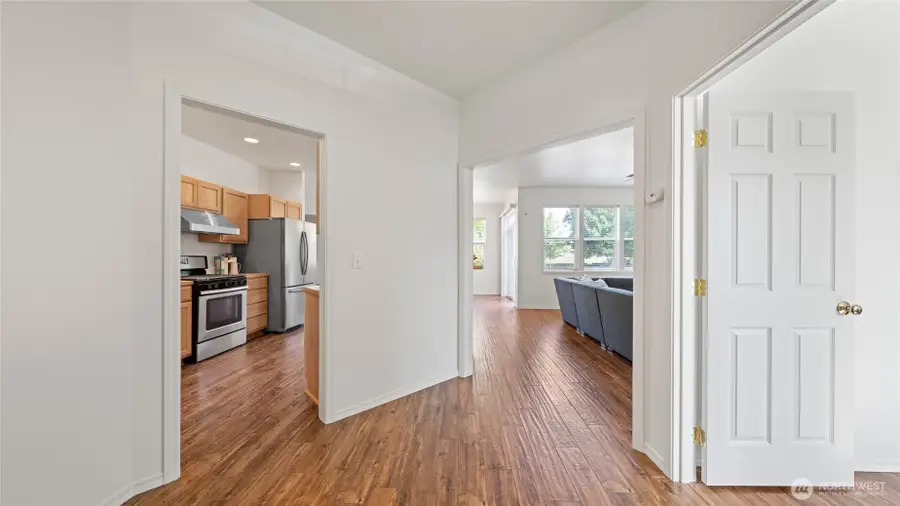 715 SE Heron Drive, College Place, WA 99324 - #2