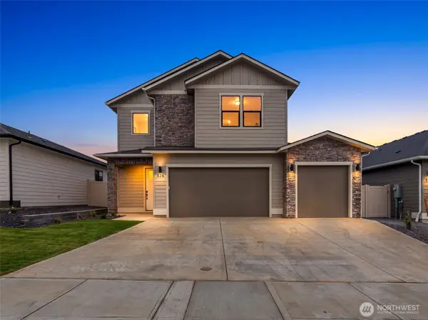 526 S Oasis Loop, East Wenatchee, WA 98802