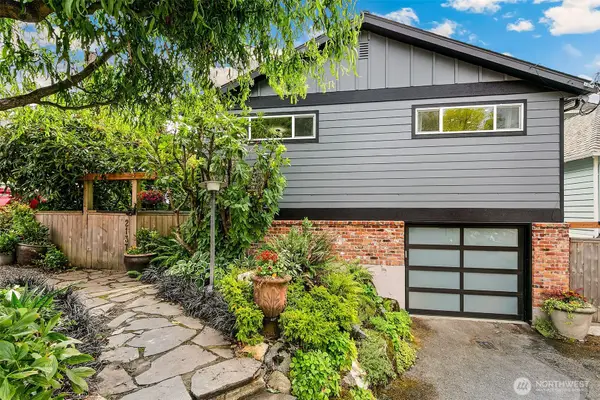 2137 N 86th Street, Seattle, WA 98103