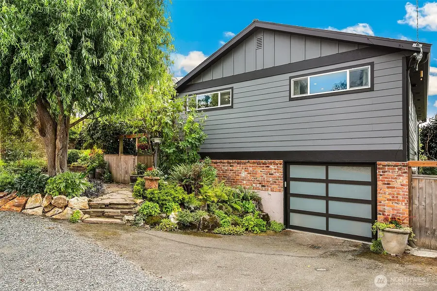 2137 N 86th Street, Seattle, WA 98103 - #2