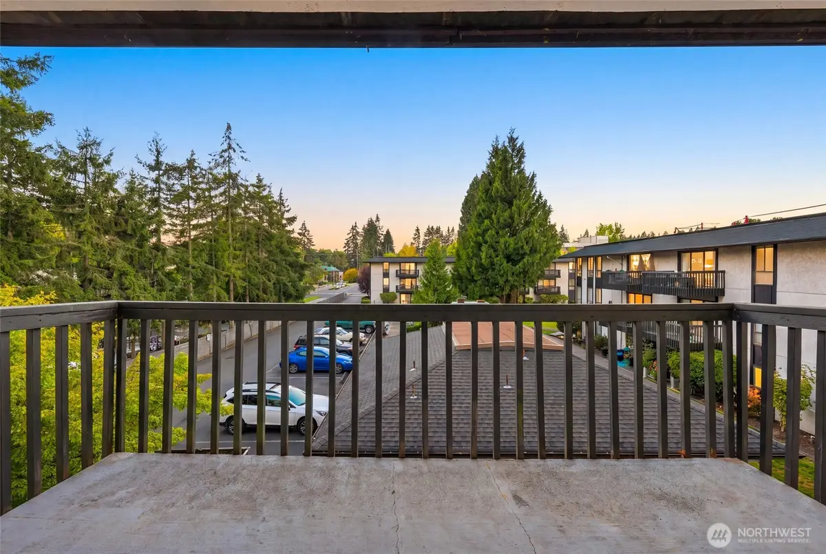 19409 56th Avenue W #301, Lynnwood, WA 98036 - #1