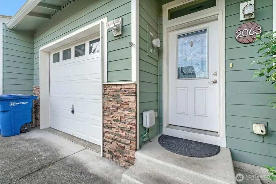 2063 S 263rd Street, Des Moines, WA 98198 - #3