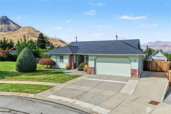 1716 Windsor Court, Wenatchee, WA 98801