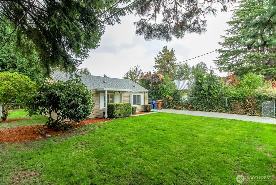 105 S 70th Street, Tacoma, WA 98408 - #2
