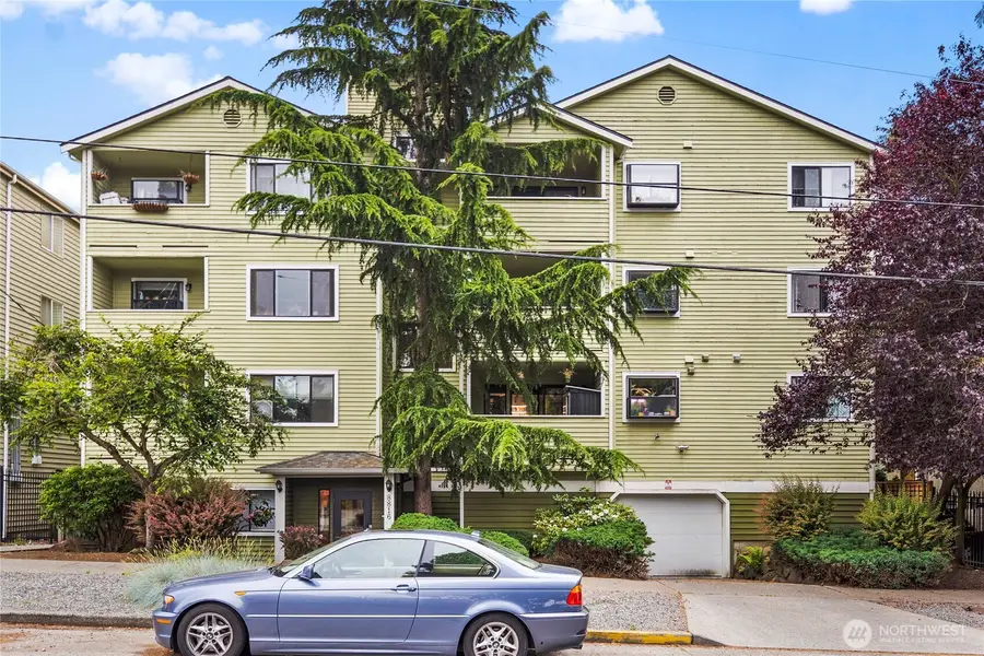 8816 Nesbit Avenue N #302, Seattle, WA 98103 - #2
