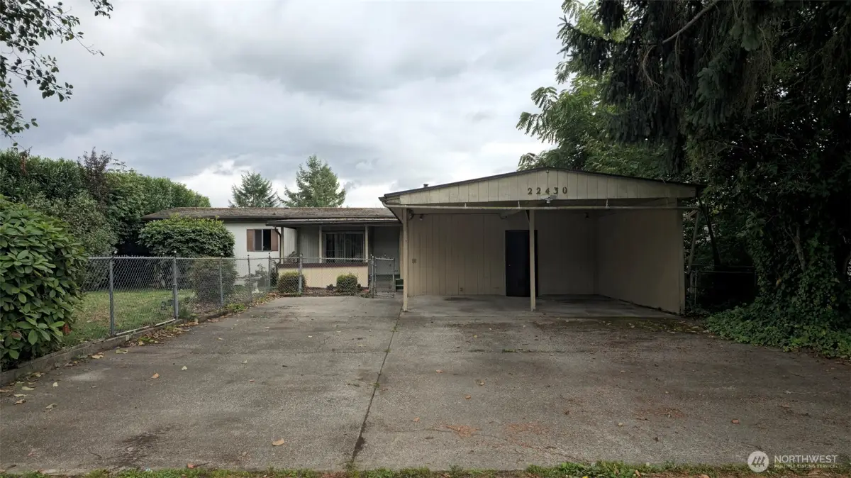 22430 Cedarview Drive E, Bonney Lake, WA 98391 - #1