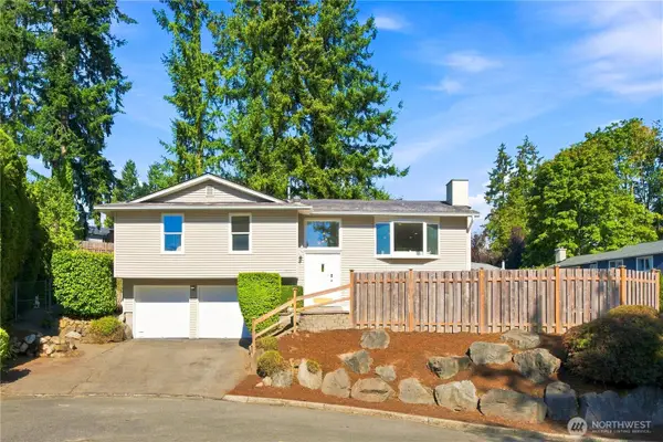 17219 NE 16th Place, Bellevue, WA 98008