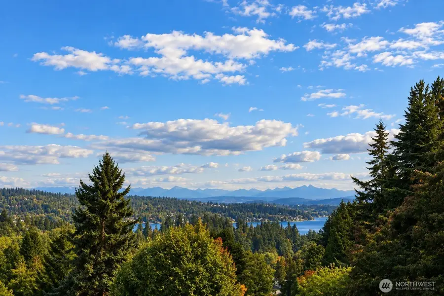 3261 NE 98th Street, Seattle, WA 98115 - #2