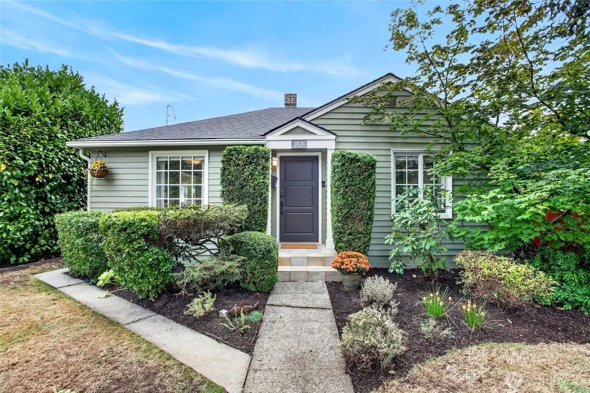 3826 Belvidere Avenue Sw, Seattle, WA 98126 - #1