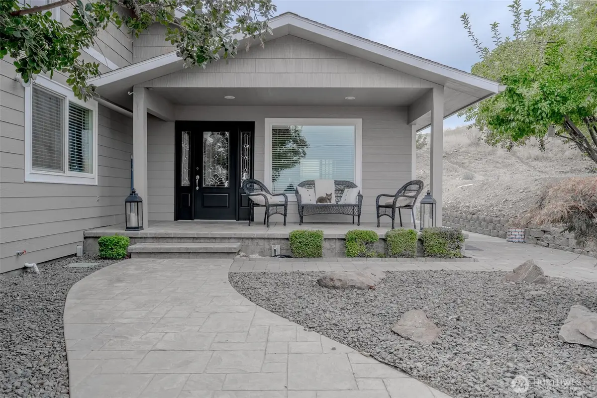 2121 Pleasant Hill Road, Selah, WA 98942 - #1