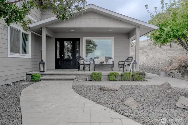 2121 Pleasant Hill Road, Selah, WA 98942