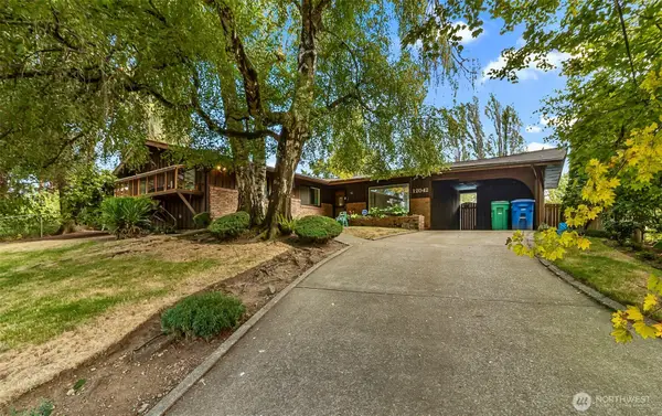 12042 14th Avenue S, Burien, WA 98168