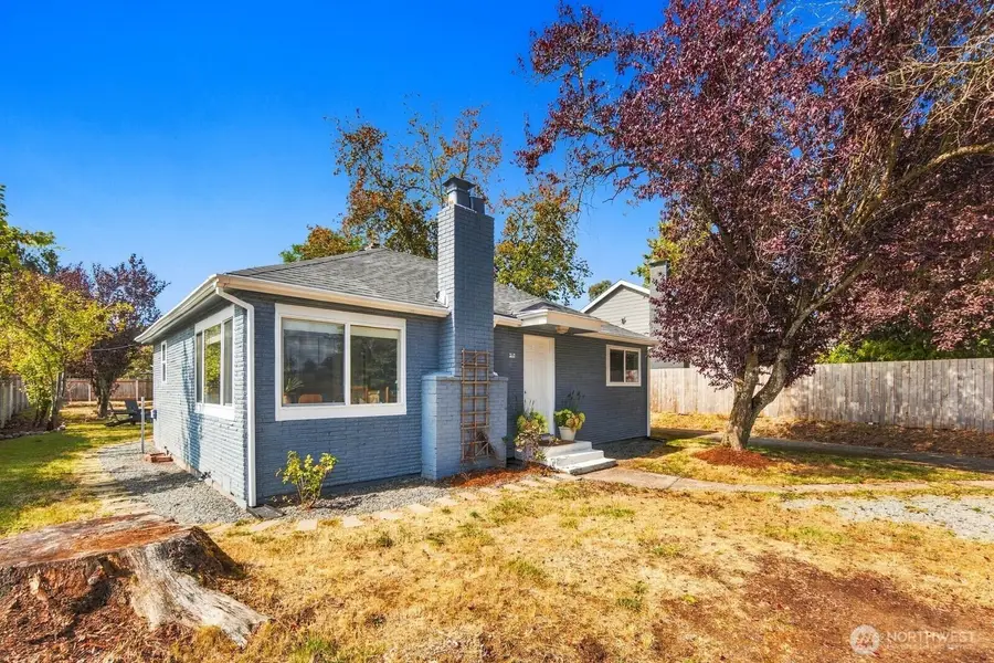 15215 8th Avenue Ne, Shoreline, WA 98155 - #2