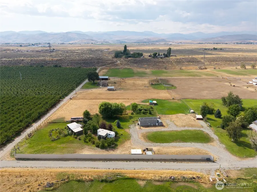 4 Peacock Lane, Omak, WA 98841 - #2