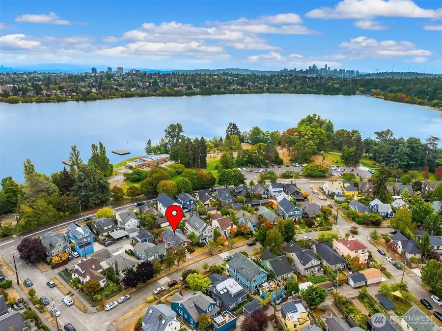 7426 Keen Way N, Seattle, WA 98103 - #3