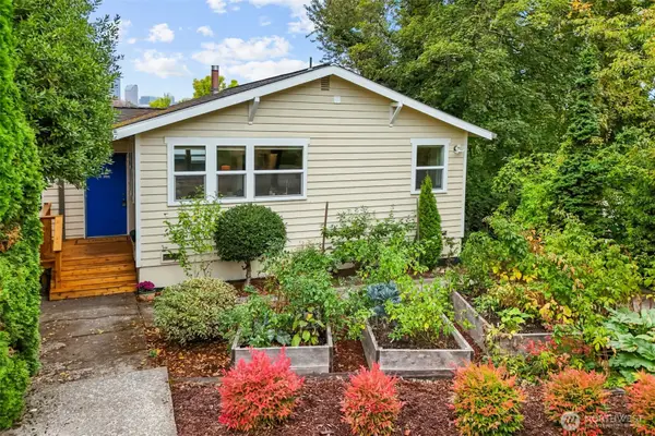 201 28th Avenue, Seattle, WA 98122
