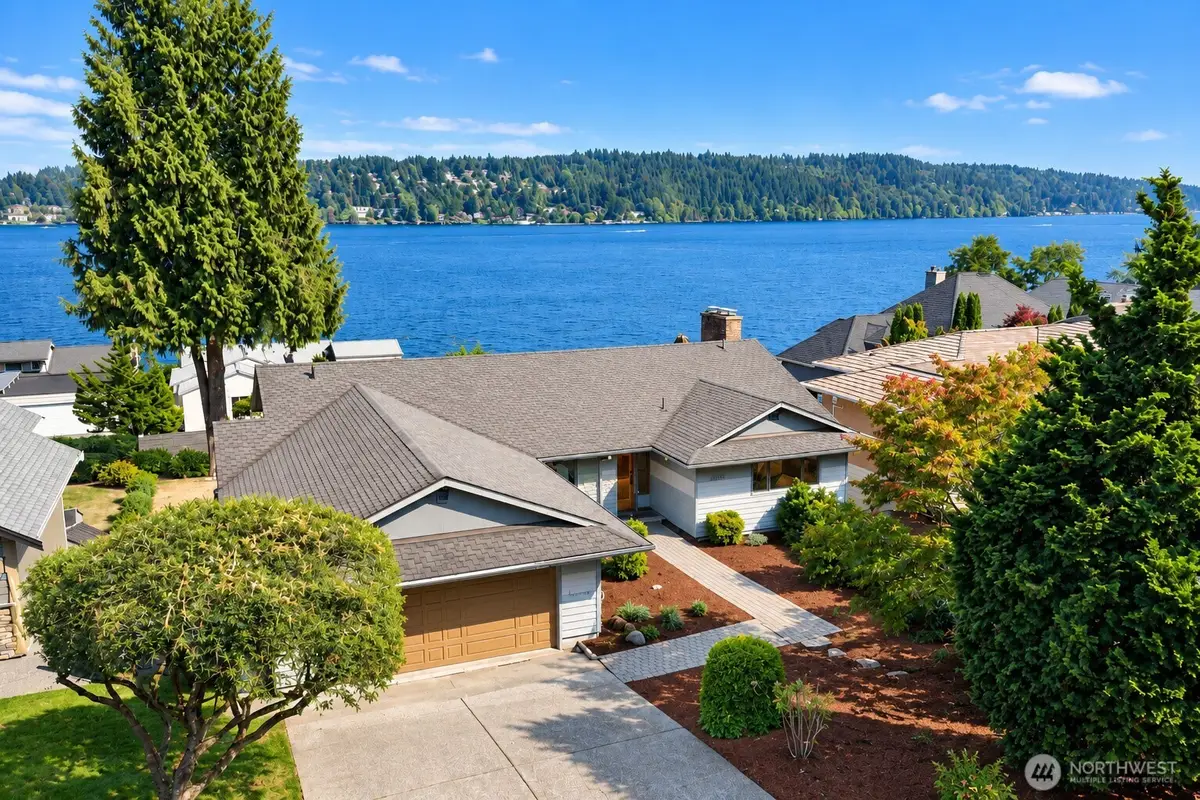 3920 NE 157th Place, Lake Forest Park, WA 98155 - #1