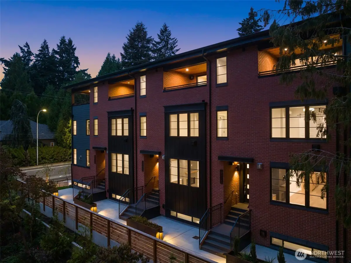 11223 Ne 13th Lane, Bellevue, WA 98004 - #1
