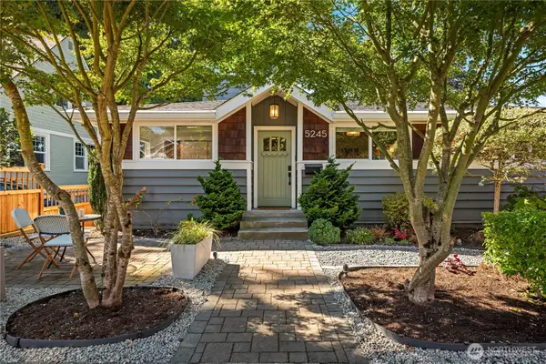 5245 45th Avenue Sw, Seattle, WA 98136