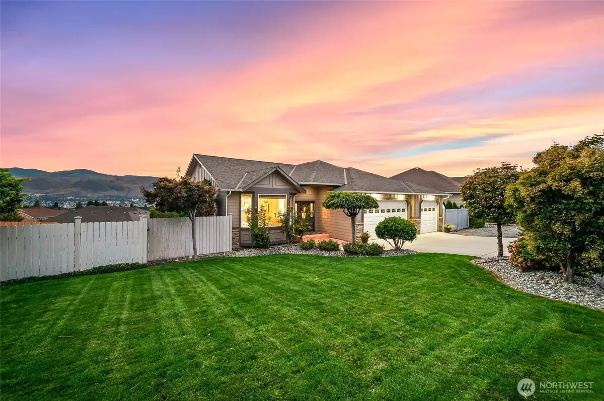 824 Briarwood Terrace, East Wenatchee, WA 98802 - #1