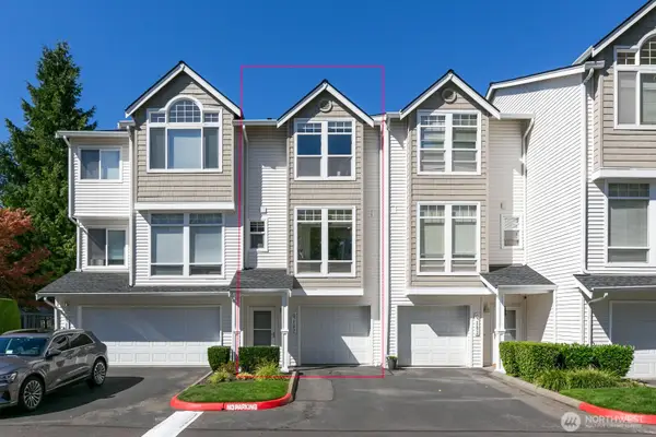 5500 Harbour Pointe Boulevard #Q102, Mukilteo, WA 98275