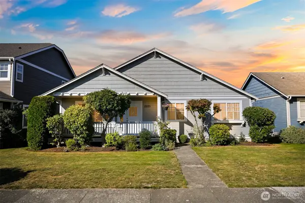 2225 Dogwood Street, Lynden, WA 98264