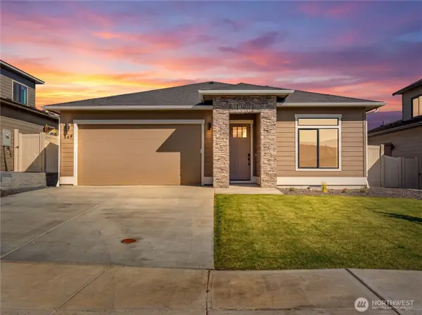 569 S Oasis Loop, East Wenatchee, WA 98802