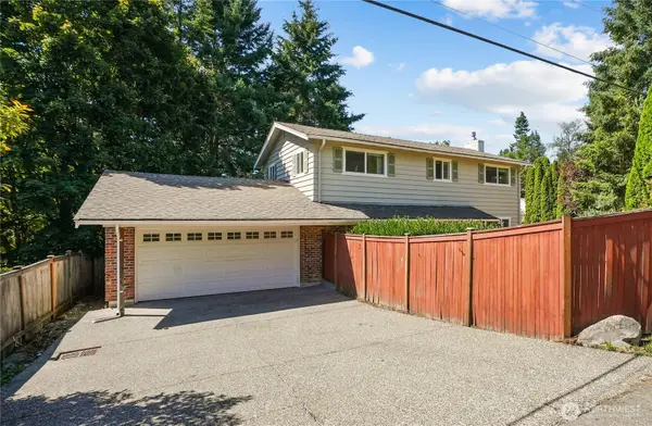 8003 NE 203rd Street, Kenmore, WA 98028