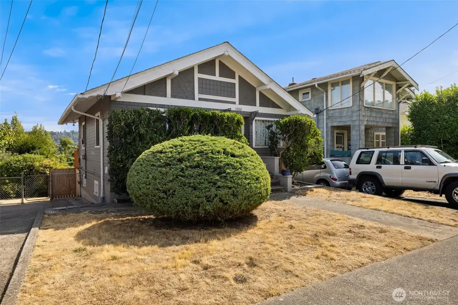 1722 Dexter Avenue N, Seattle, WA 98109 - #2