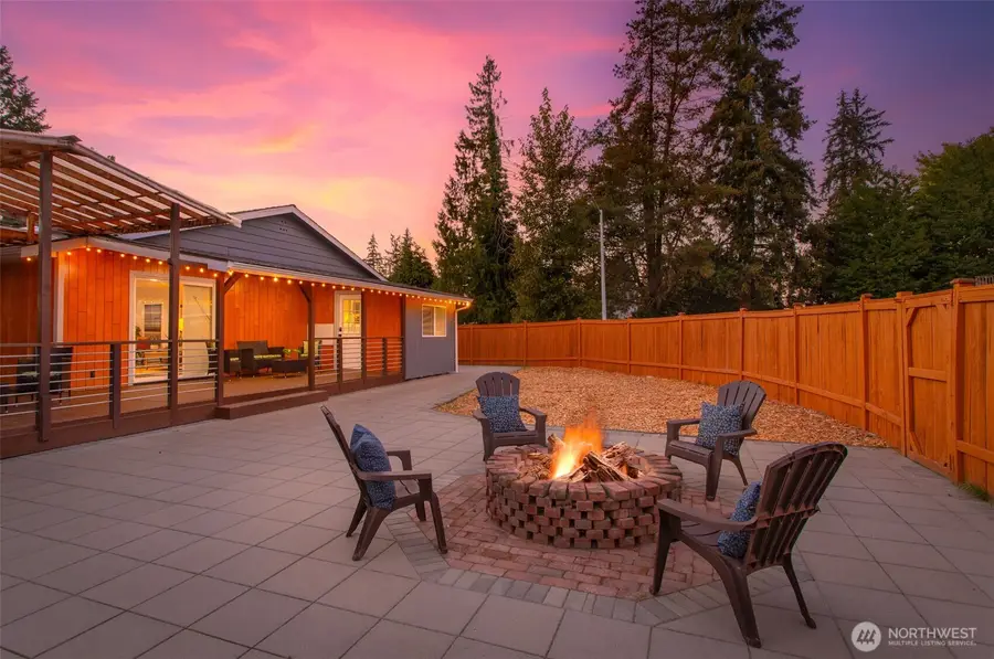 8305 51st Avenue Ne, Marysville, WA 98270 - #2