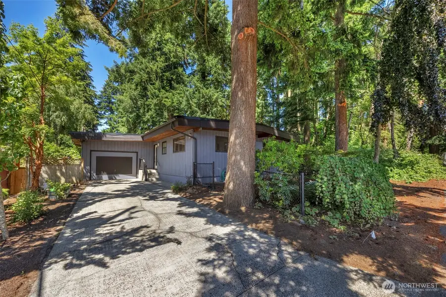 12521 2nd Avenue Ne, Seattle, WA 98125 - #2