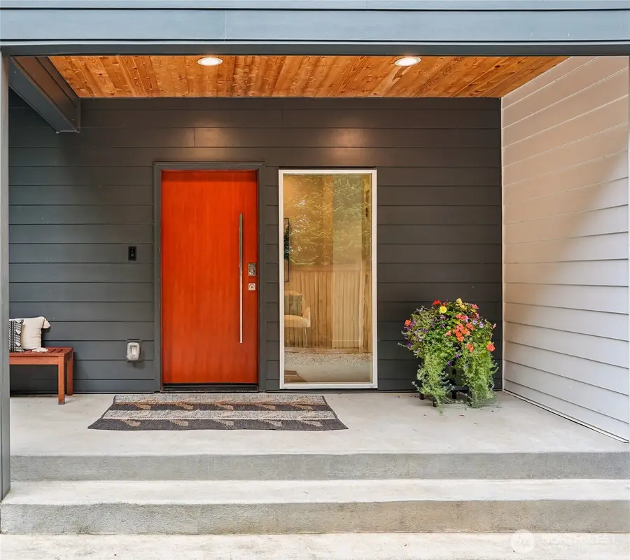 10030 37th Avenue Sw, Seattle, WA 98146 - #2