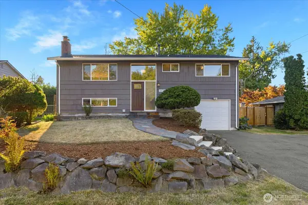 22704 38th Avenue W, Mountlake Terrace, WA 98043