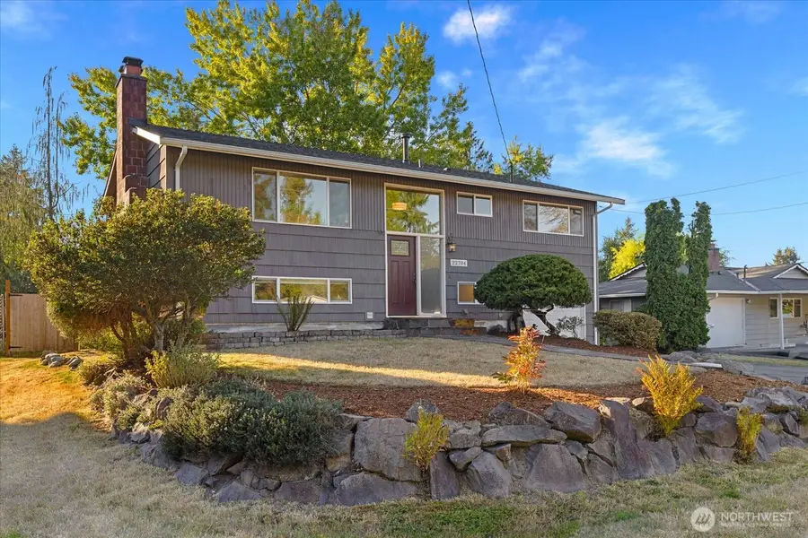 22704 38th Avenue W, Mountlake Terrace, WA 98043 - #2