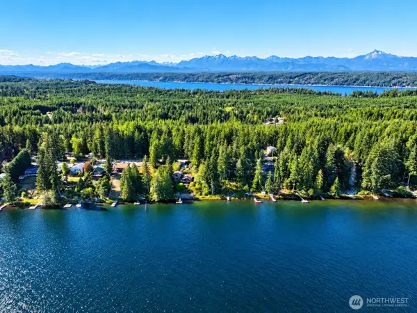 1961 E Trails End Drive #34, Belfair, WA 98528