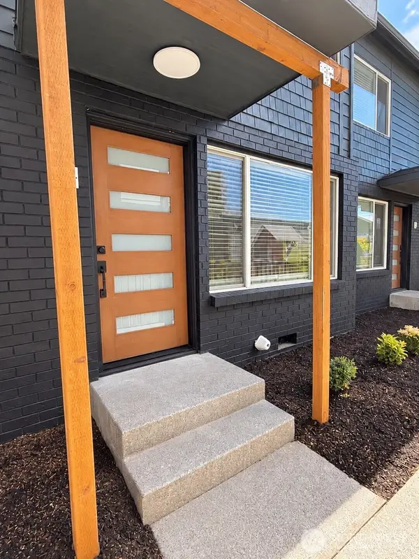 1220 N 137th Street, Seattle, WA 98133