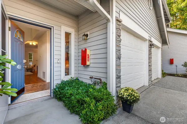 21508 50th Avenue W #D4, Mountlake Terrace, WA 98043