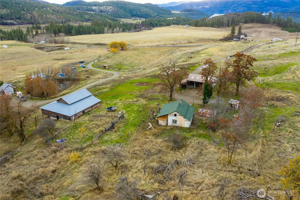 4521 Highway 25 S, Hunters, WA 99137 - #1