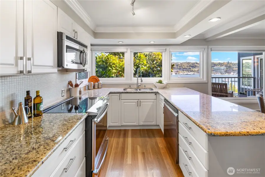 1758 Dexter Avenue N #5, Seattle, WA 98109 - #2