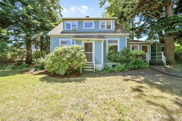 911 Tyler Street, Port Townsend, WA 98368