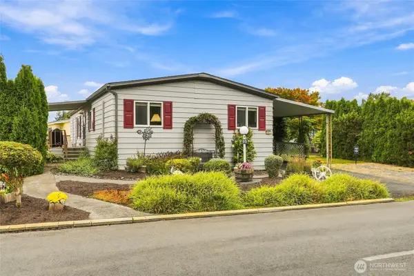 5900 64th Street Ne #65, Marysville, WA 98270