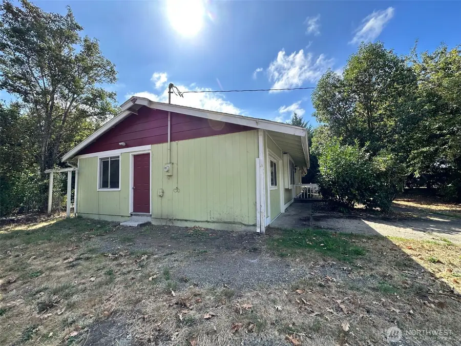 404 Edwards St Nw, Yelm, WA 98597 - #2