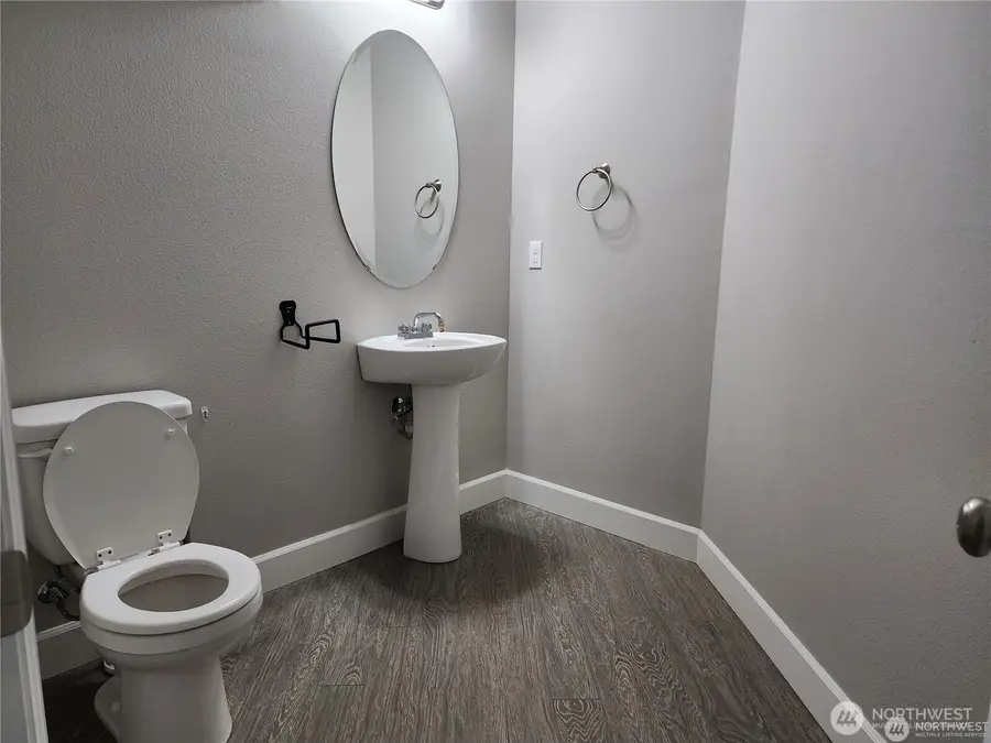906 Burton Ray Street Ne, Lacey, WA 98516 - #3