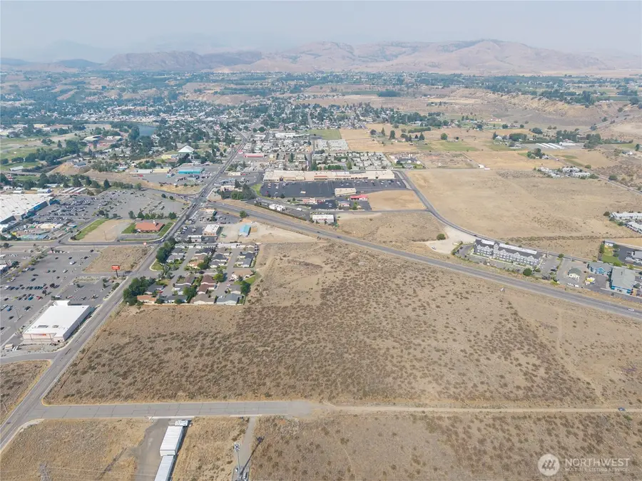 4 Enterprise Way Road #1, Omak, WA 98841 - #3