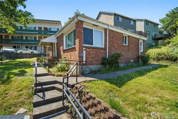 125 Hayes Place Sw #1 & 2, Renton, WA 98057
