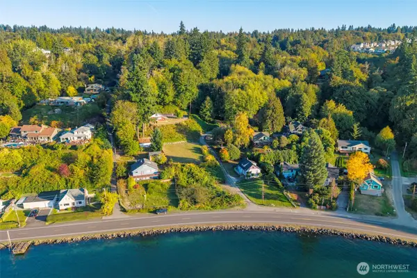 1160 Beach Drive, Port Orchard, WA 98366