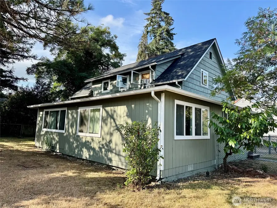 406 117th Street S, Parkland, WA 98444 - #3