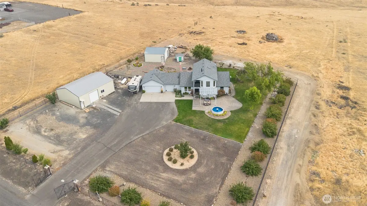 511 Saint Hilaire Road, Yakima, WA 98901 - #1