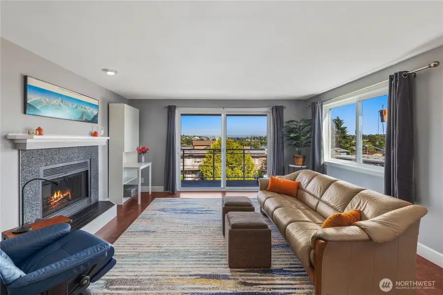 7111 Linden Avenue N #304, Seattle, WA 98103 - #2